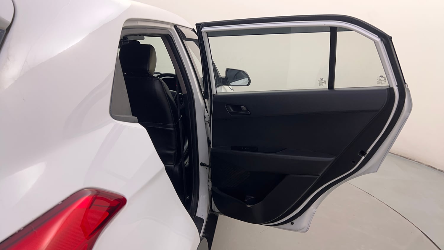 Used 2016 Hyundai Creta 1.6 Base Petrol Petrol Manual interior RIGHT REAR DOOR OPEN VIEW