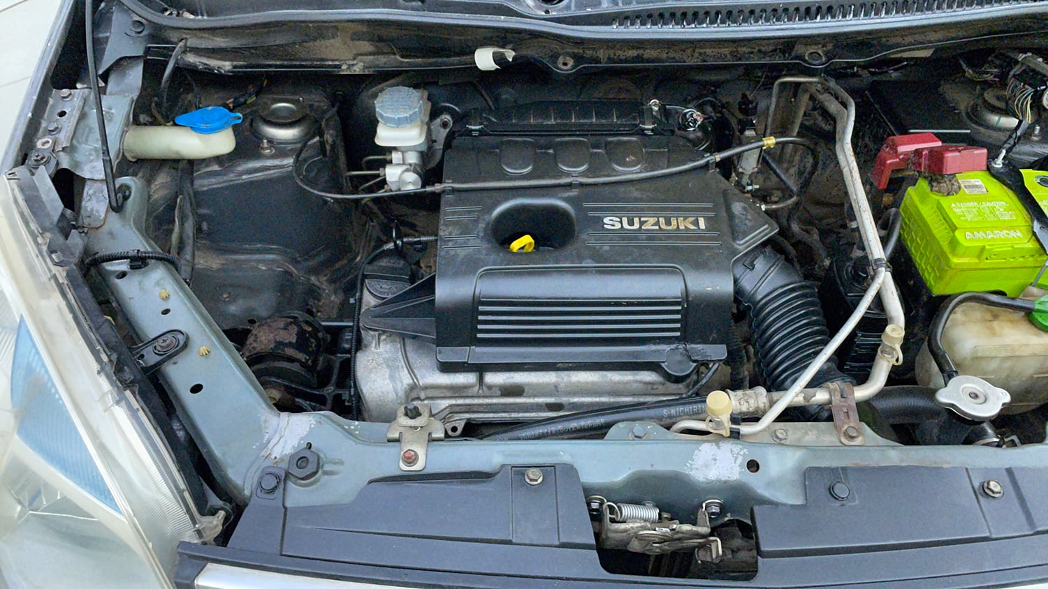 Used 2012 Maruti Suzuki Wagon R 1.0 VXi Petrol Manual engine ENGINE RIGHT SIDE VIEW
