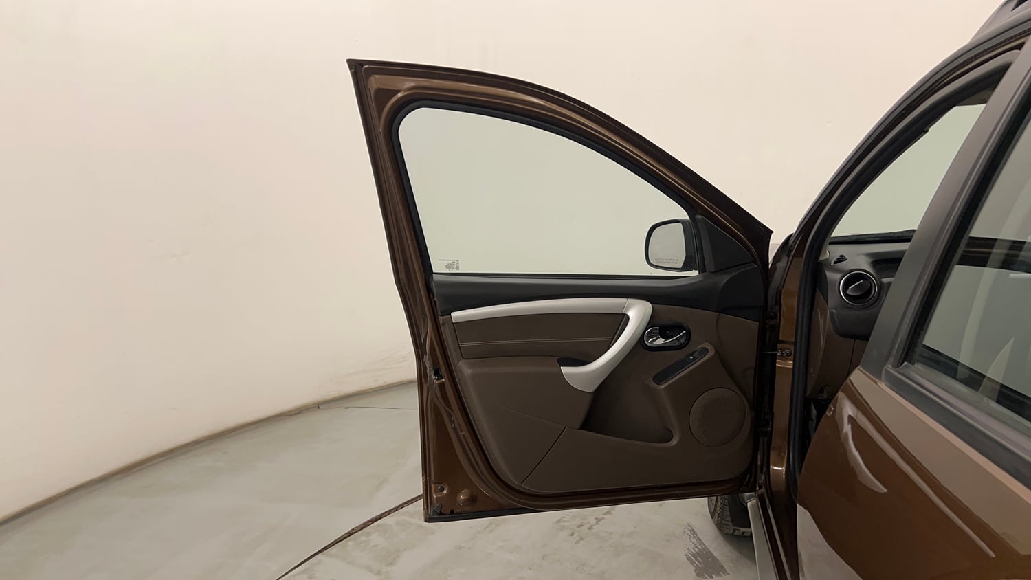 Used 2016 Renault Duster 85 PS RXZ 4X2 MT Diesel Manual interior LEFT FRONT DOOR OPEN VIEW