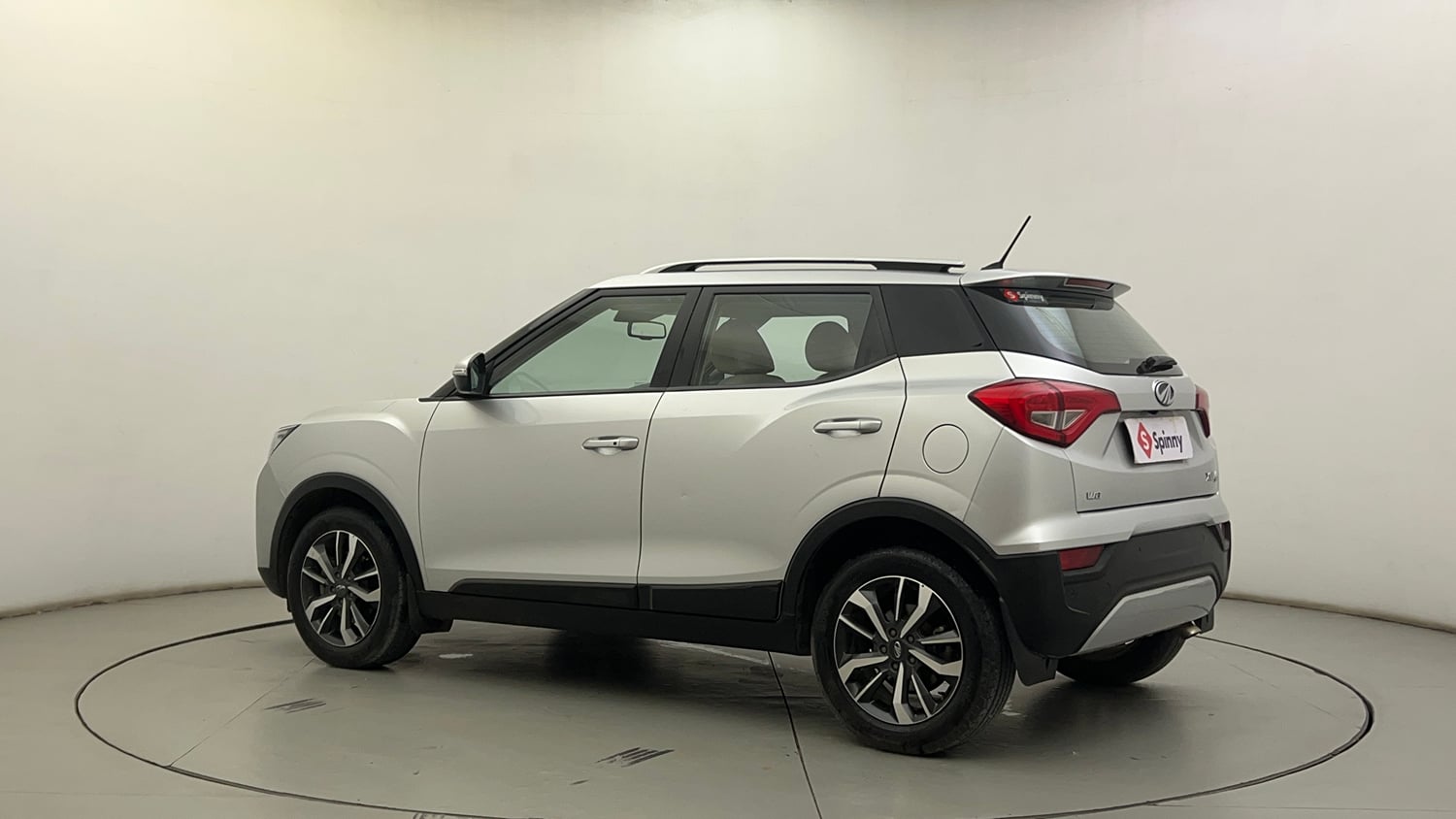 Used 2019 Mahindra XUV 300 1.2 W8 (O) Petrol Manual exterior LEFT REAR CORNER VIEW