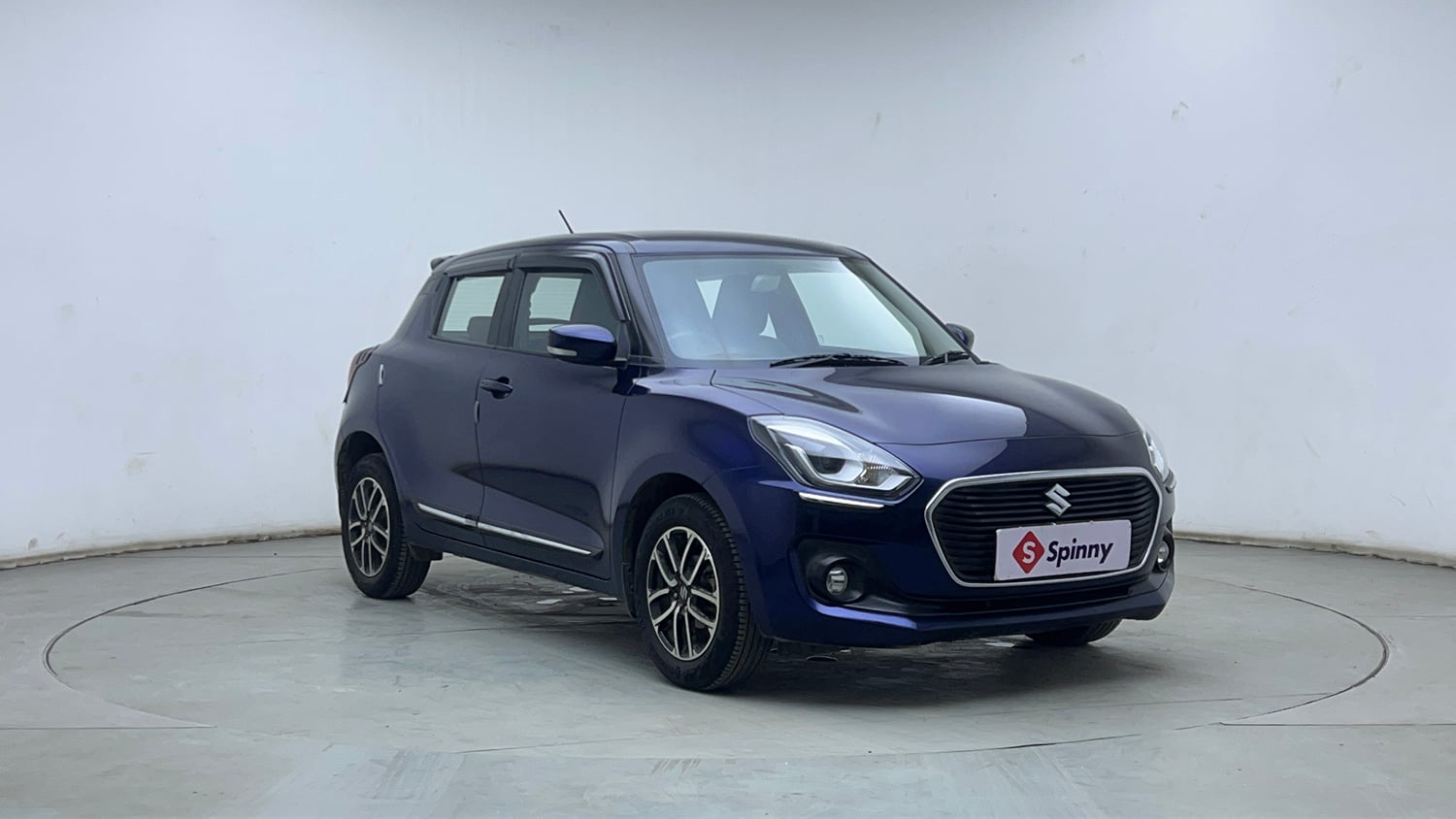 Used 2019 Maruti Suzuki Swift ZXi Plus AMT Petrol Automatic exterior RIGHT FRONT CORNER VIEW