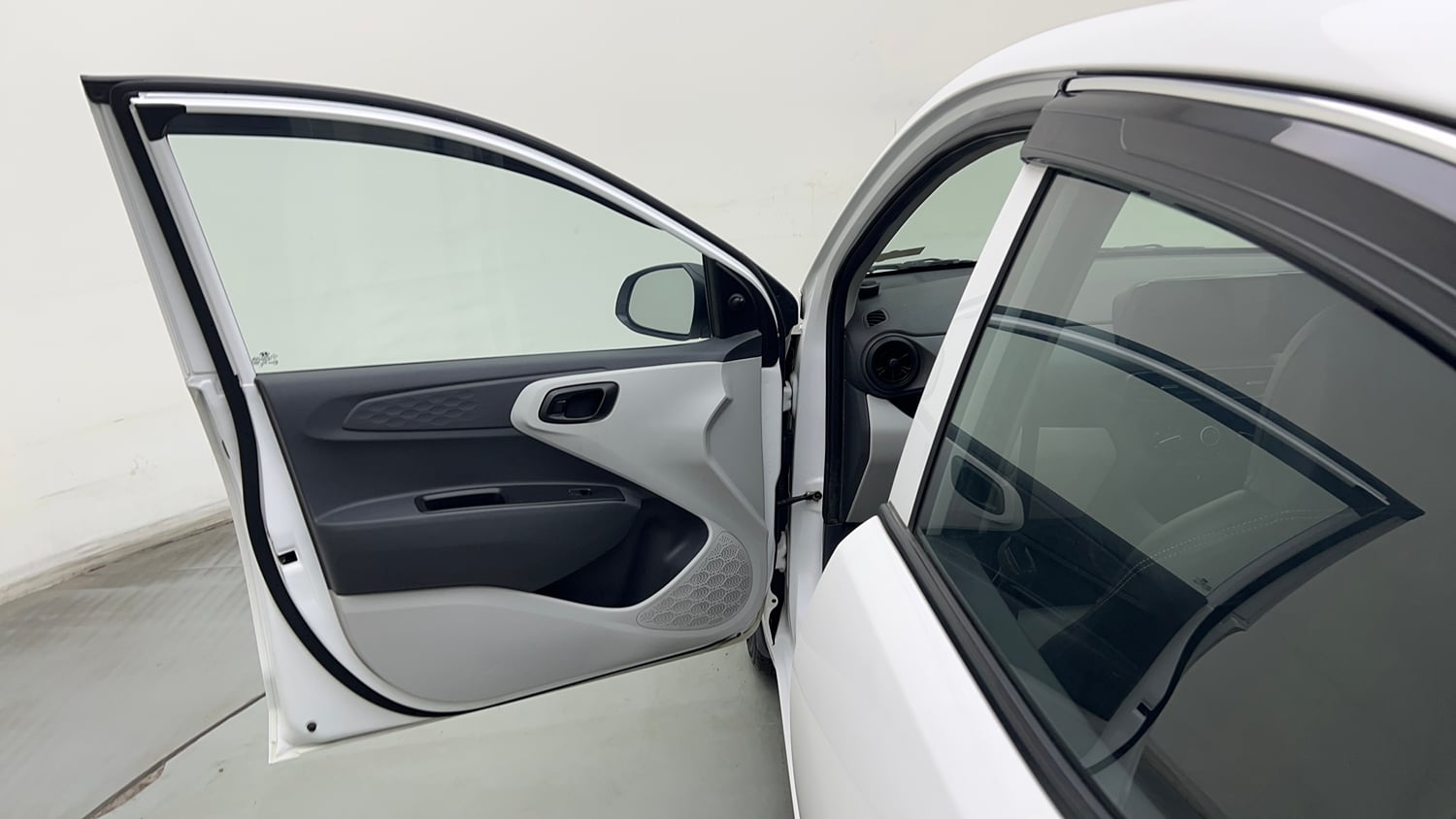 Used 2025 Hyundai Grand i10 Nios Era 1.2 Kappa Petrol Manual interior LEFT FRONT DOOR OPEN VIEW