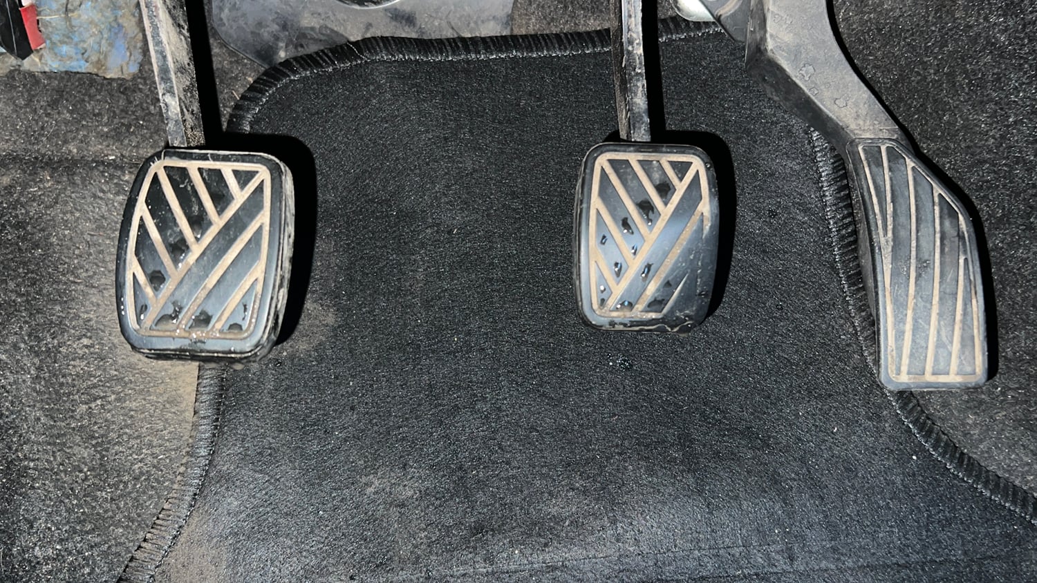 Used 2012 Maruti Suzuki Swift VXi Petrol Manual interior PEDALS VIEW