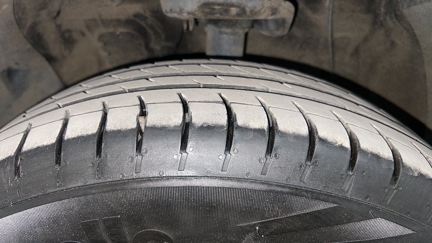 Used 2022 Hyundai Creta EX 1.5 Petrol Petrol Manual tyres LEFT FRONT TYRE TREAD VIEW