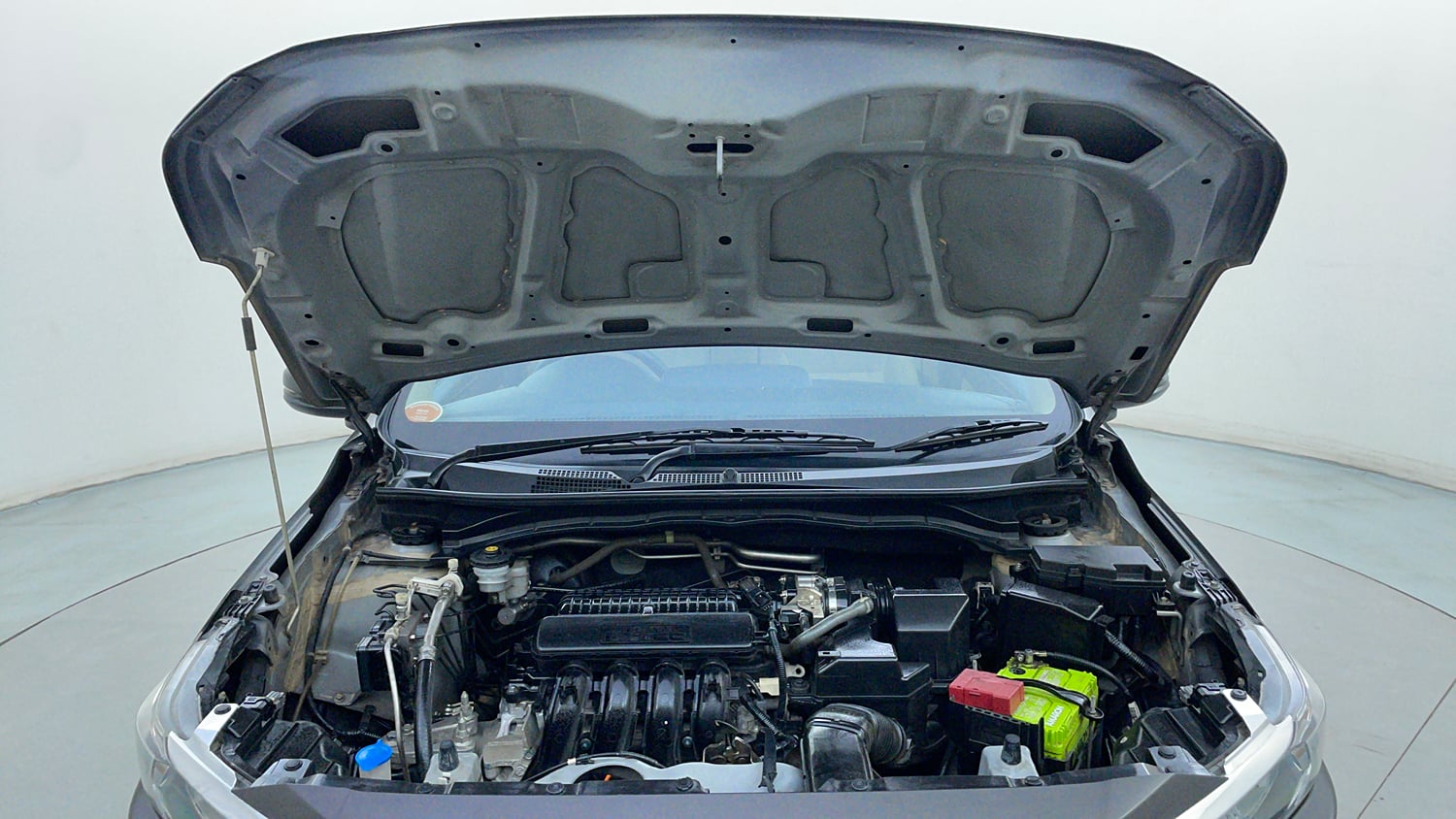 Used 2020 Honda Amaze 1.2 V MT Petrol Petrol Manual engine ENGINE & BONNET OPEN FRONT VIEW