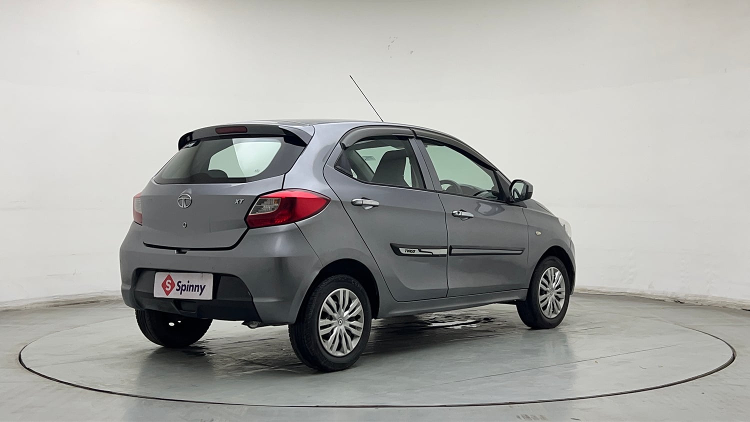 Used 2018 Tata Tiago Revotron XT Petrol Manual exterior RIGHT REAR CORNER VIEW
