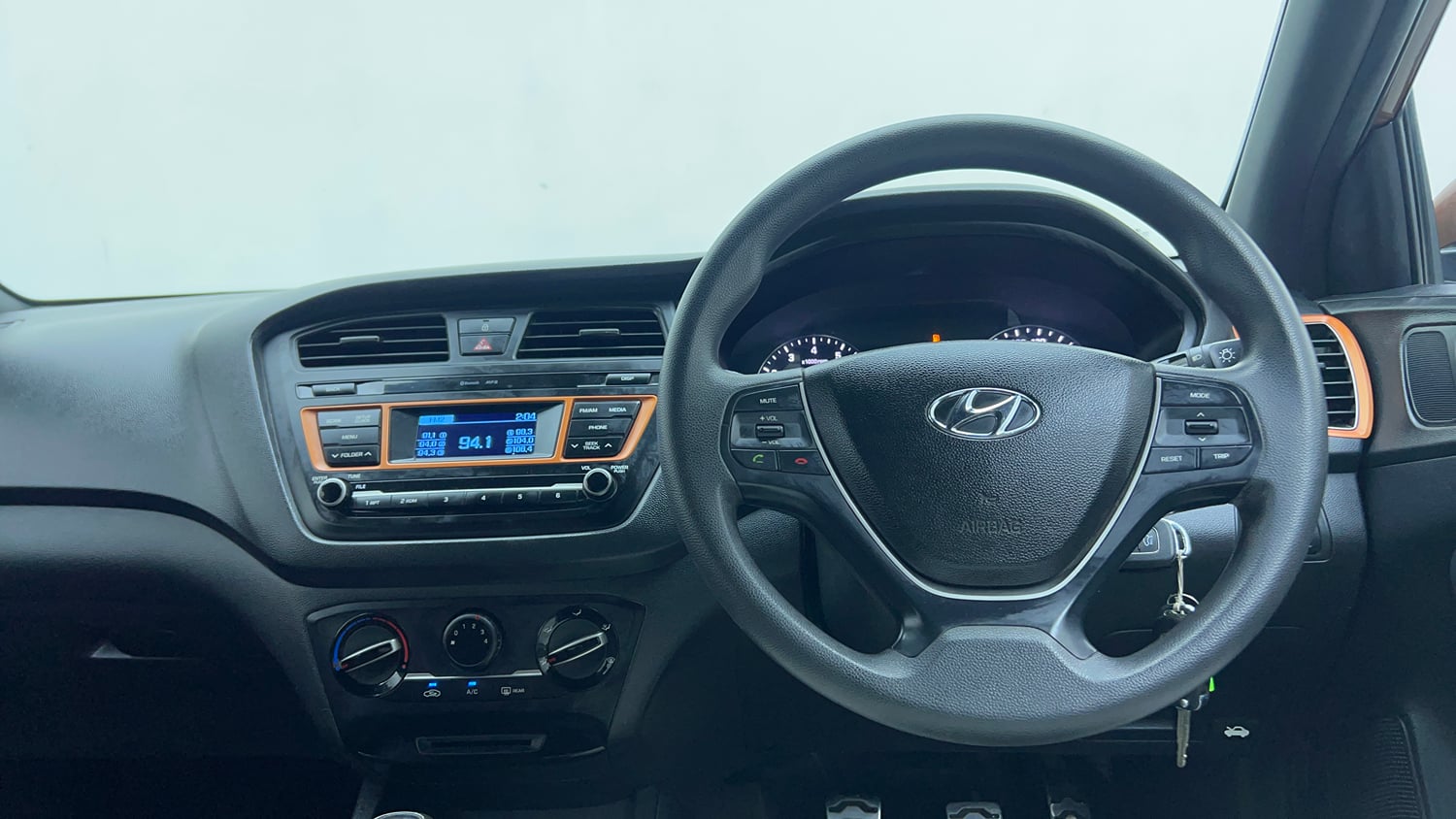 Used 2016 Hyundai i20 Active 1.2 S Petrol Manual interior STEERING VIEW