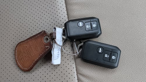 Used 2018 Maruti Suzuki Dzire ZXi AMT Petrol Automatic extra CAR KEY VIEW