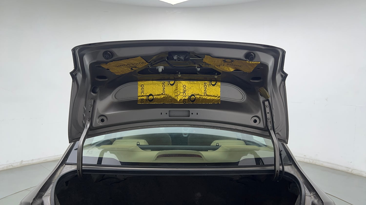 Used 2014 Honda Amaze 1.2 VX AT i-VTEC Petrol Automatic interior DICKY DOOR OPEN VIEW