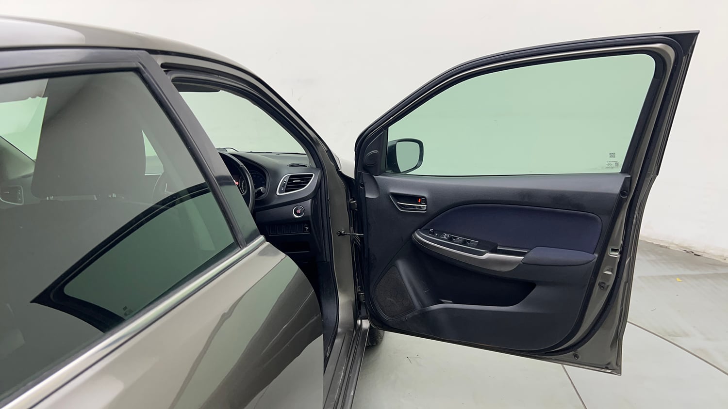 Used 2020 Maruti Suzuki Baleno Alpha Petrol Manual interior RIGHT FRONT DOOR OPEN VIEW