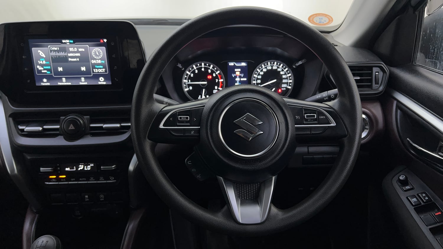 Used 2025 Maruti Suzuki Grand Vitara Delta Smart Hybrid Petrol Manual interior STEERING VIEW