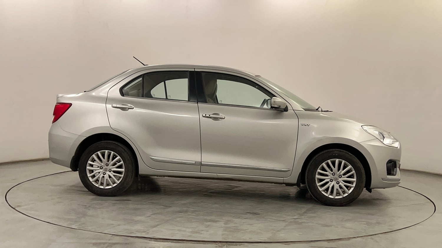 Used 2017 Maruti Suzuki Dzire ZXi AMT Petrol Automatic exterior RIGHT SIDE VIEW