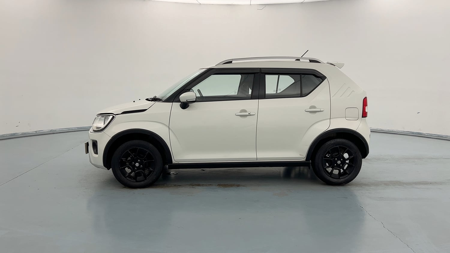Used 2023 Maruti Suzuki Ignis Zeta 1.2 MT Petrol Manual exterior LEFT SIDE VIEW