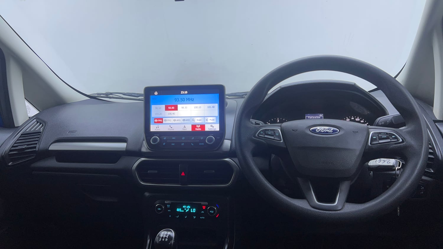 Used 2018 Ford EcoSport Trend + 1.5L TDCi Diesel Manual interior DASHBOARD VIEW
