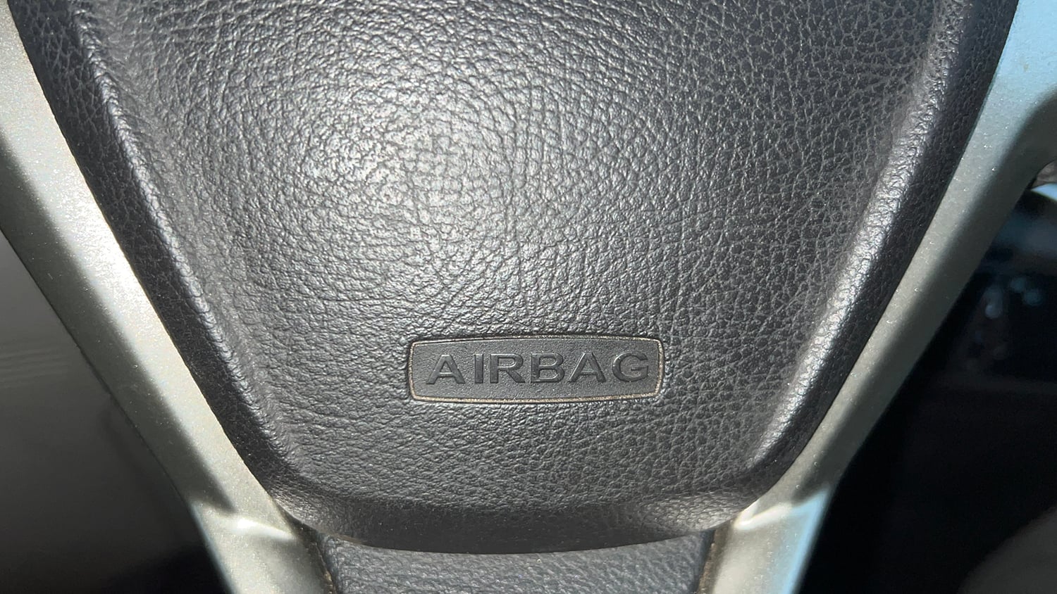 Used 2017 Ford EcoSport Titanium 1.5L Ti-VCT AT Petrol Automatic top_features Airbags