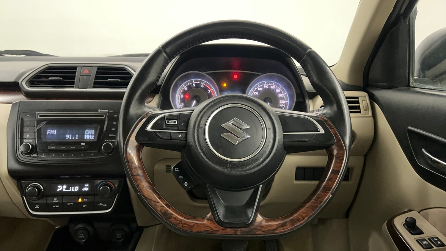 Used 2017 Maruti Suzuki Dzire ZXi AMT Petrol Automatic interior STEERING VIEW