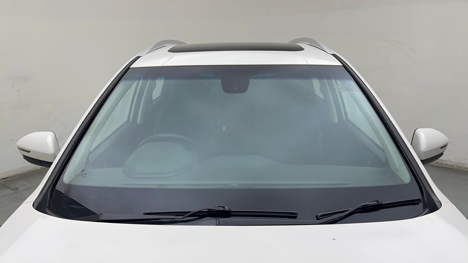 Used 2020 MG Motors Hector Sharp 1.5 DCT Petrol Petrol Automatic exterior FRONT WINDSHIELD VIEW