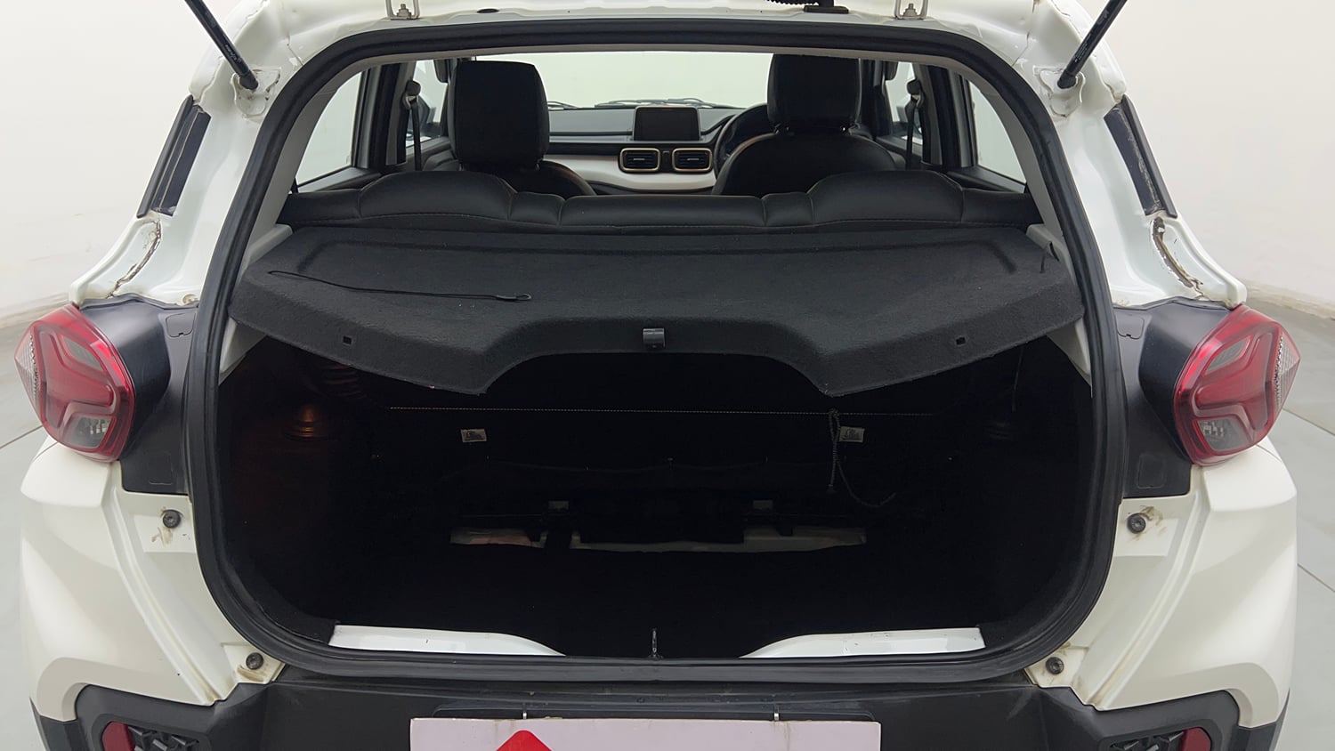 Used 2022 Tata Punch Accomplished Dazzle Pack MT Petrol Manual interior DICKY INSIDE VIEW