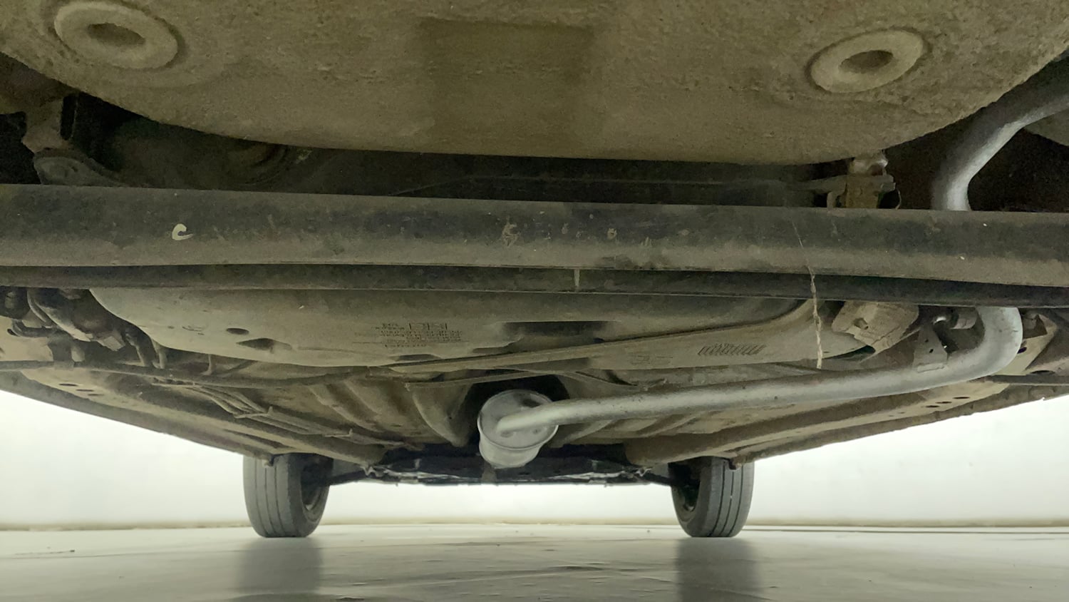 Used 2018 Maruti Suzuki Ignis Delta 1.2 MT Petrol Manual extra REAR UNDERBODY VIEW (TAKEN FROM REAR)
