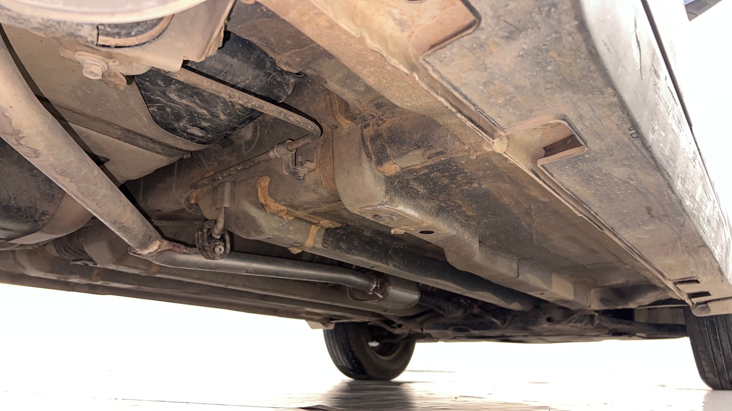 Used 2016 Hyundai Creta 1.6 Base Petrol Petrol Manual extra REAR RIGHT UNDERBODY VIEW