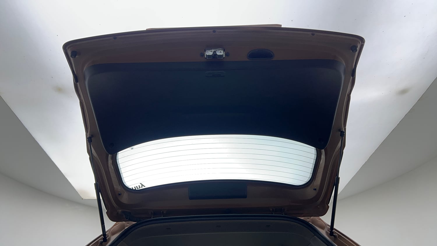 Used 2017 Hyundai Creta SX Plus 1.6  Petrol Petrol Manual interior DICKY DOOR OPEN VIEW