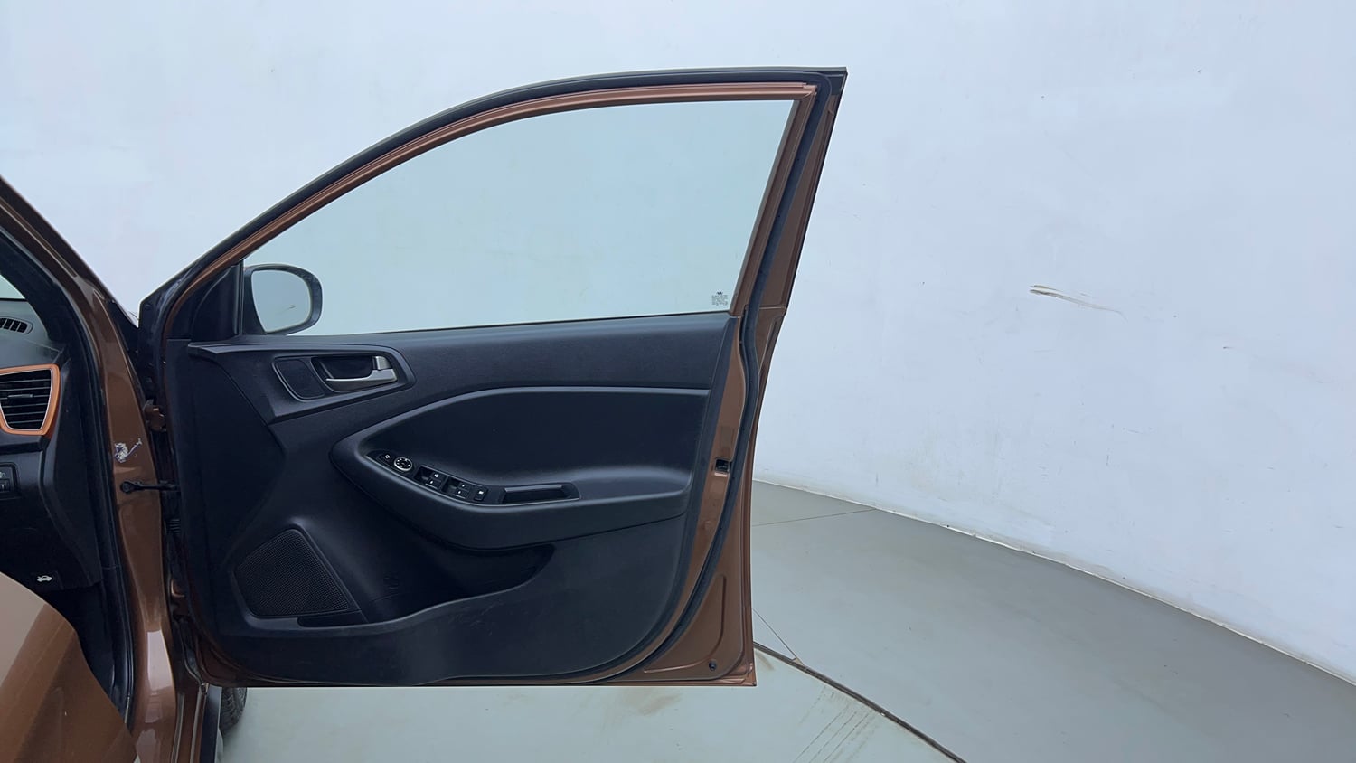 Used 2016 Hyundai i20 Active 1.2 S Petrol Manual interior RIGHT FRONT DOOR OPEN VIEW