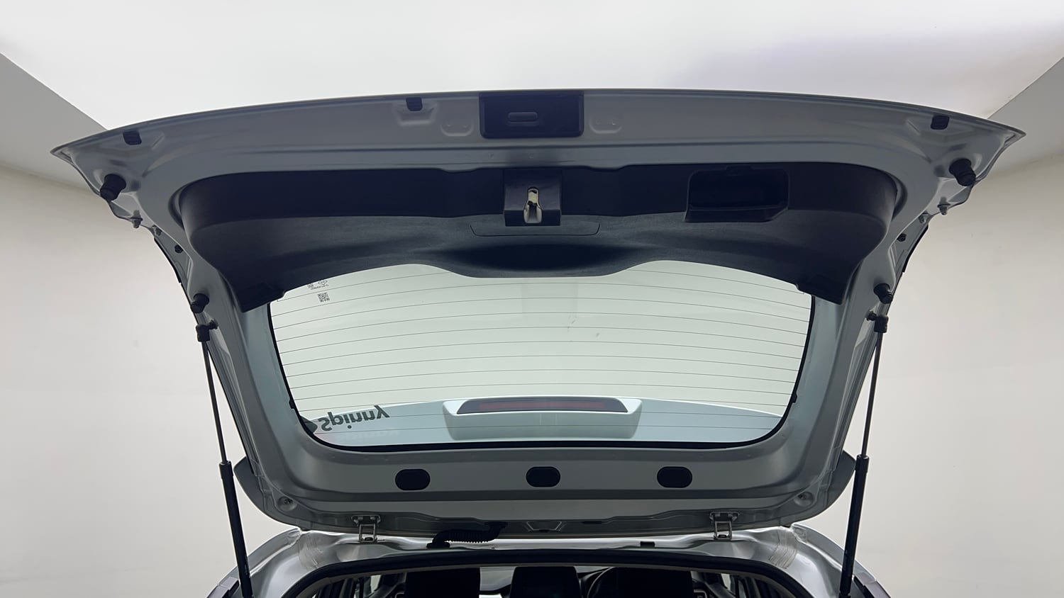 Used 2023 Maruti Suzuki Fronx Delta Plus 1.2L MT Petrol Manual interior DICKY DOOR OPEN VIEW