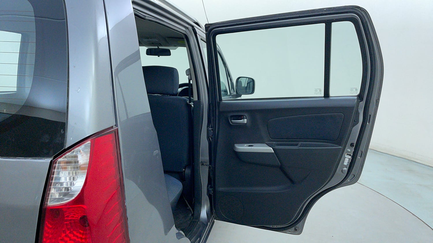 Used 2012 Maruti Suzuki Wagon R 1.0 VXi Petrol Manual interior RIGHT REAR DOOR OPEN VIEW