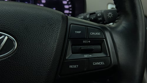 Used 2018 Hyundai Creta SX 1.6 Petrol Petrol Manual top_features Cruise control