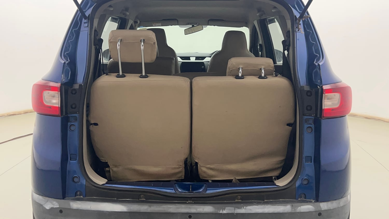 Used 2020 Renault Triber RXZ Petrol Manual interior DICKY INSIDE VIEW
