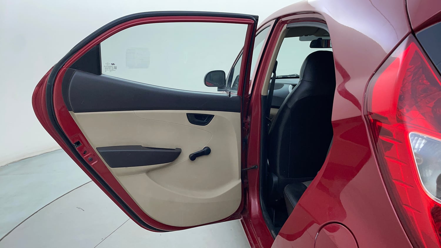 Used 2016 Hyundai Eon Magna + Petrol Manual interior LEFT REAR DOOR OPEN VIEW