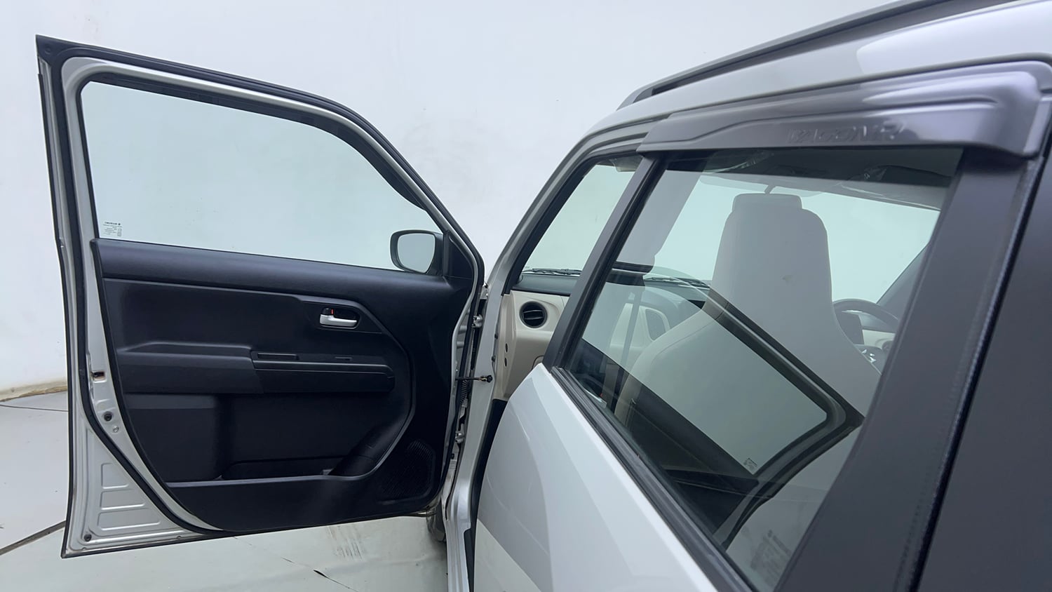 Used 2024 Maruti Suzuki Wagon R ZXI 1.2 Petrol Manual interior LEFT FRONT DOOR OPEN VIEW