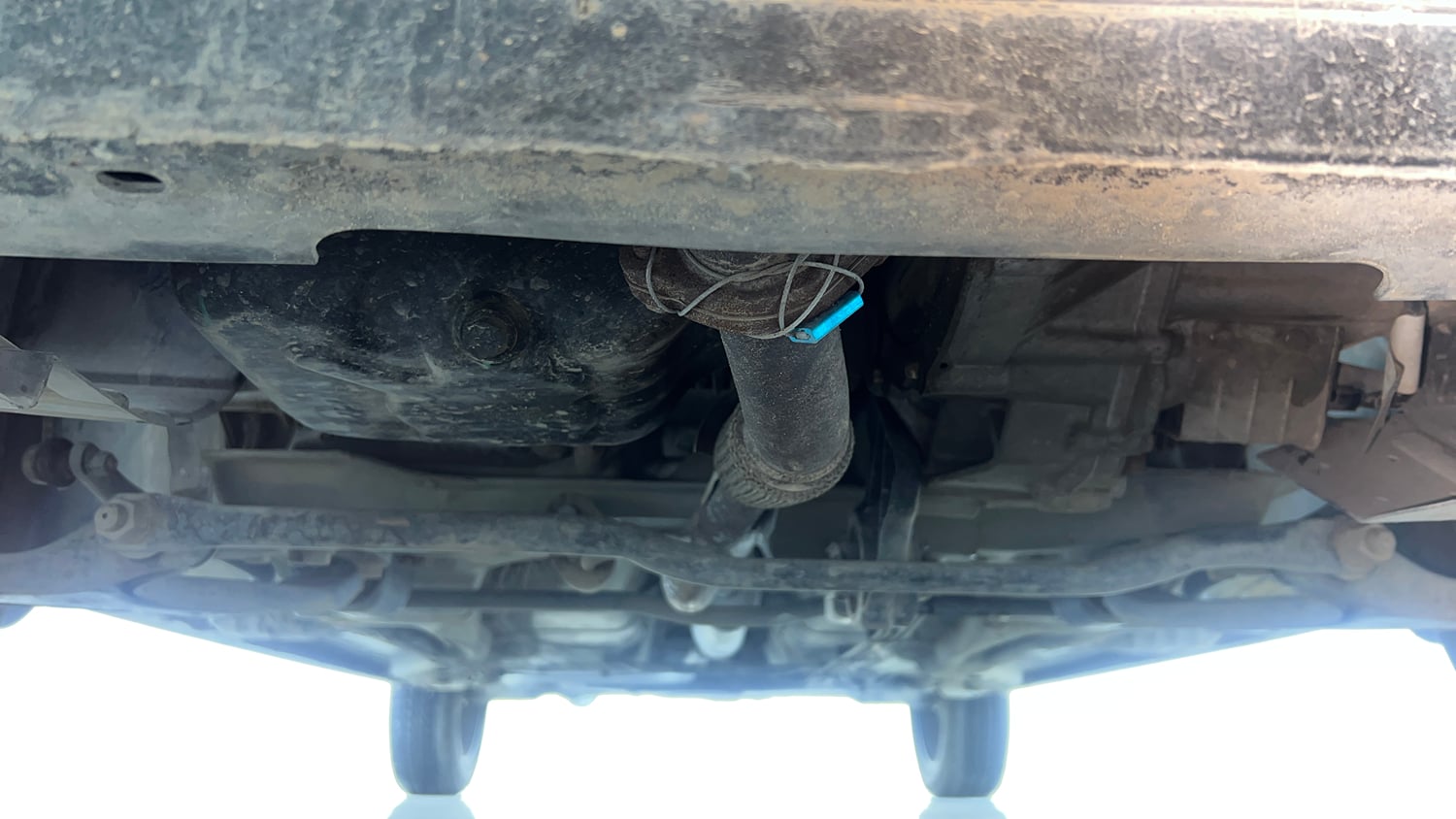 Used 2020 Tata Tiago XZA Plus Petrol Automatic extra FRONT LEFT UNDERBODY VIEW