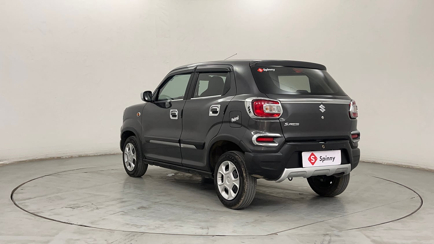 Used 2024 Maruti Suzuki S-Presso Vxi Plus Petrol Manual exterior LEFT REAR CORNER VIEW