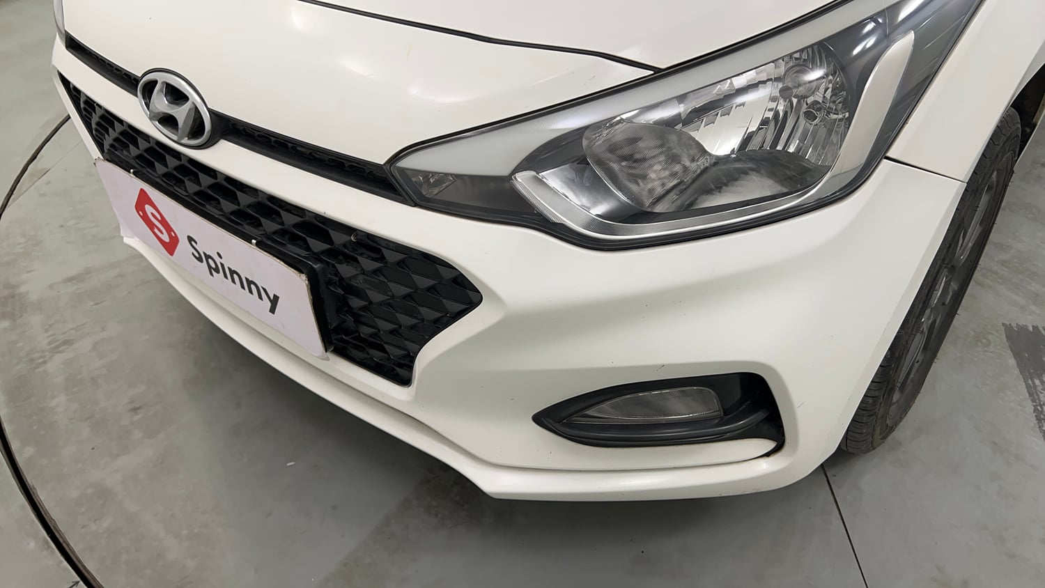 Used 2018 Hyundai Elite i20 Asta 1.2 Petrol Manual dents MINOR SCRATCH