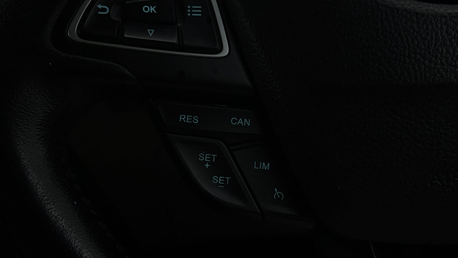 Used 2020 Ford EcoSport Titanium Plus 1.5L Ti-VCT AT Petrol Automatic top_features Cruise control