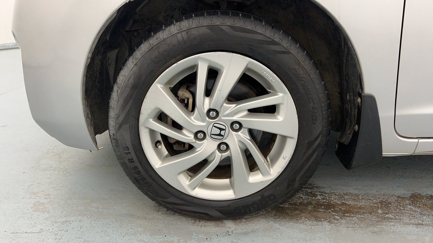 Used 2016 Honda Jazz V Petrol Petrol Manual tyres LEFT FRONT TYRE RIM VIEW