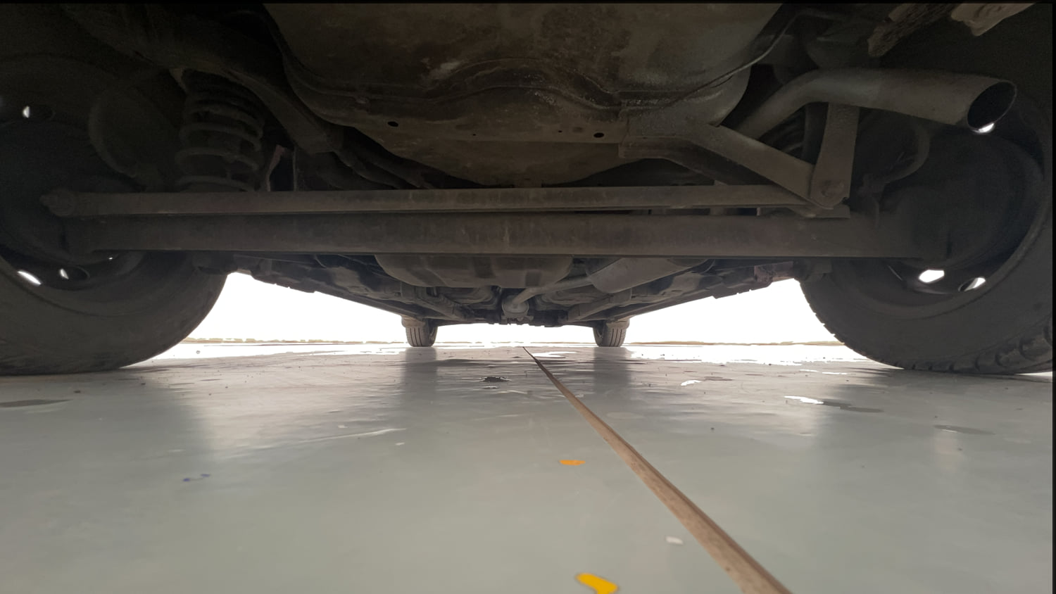 Used 2015 Hyundai Eon Magna O Petrol Manual extra REAR UNDERBODY VIEW (TAKEN FROM REAR)