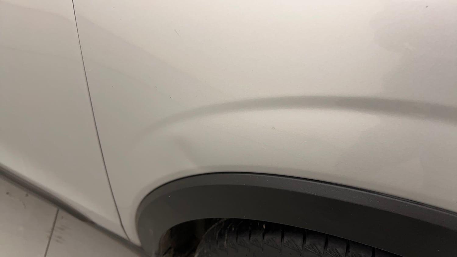 Used 2019 Mahindra XUV 300 1.2 W8 (O) Petrol Manual dents MINOR DENT