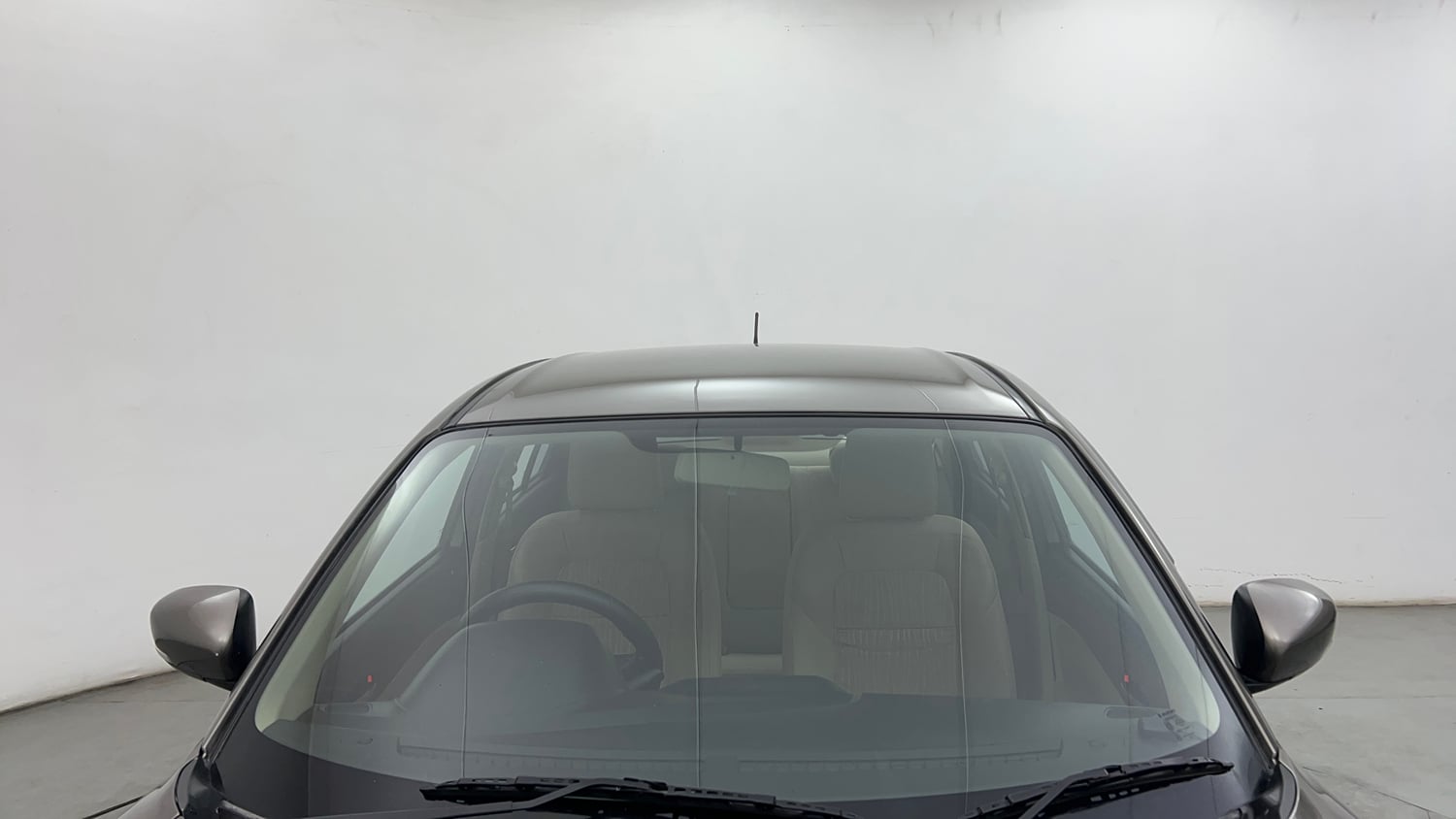 Used 2018 Maruti Suzuki Dzire ZXi Petrol Manual exterior FRONT WINDSHIELD VIEW