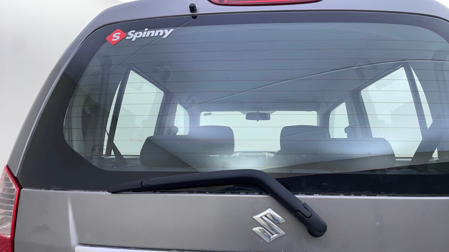 Used 2012 Maruti Suzuki Wagon R 1.0 VXi Petrol Manual top_features Rear wiper