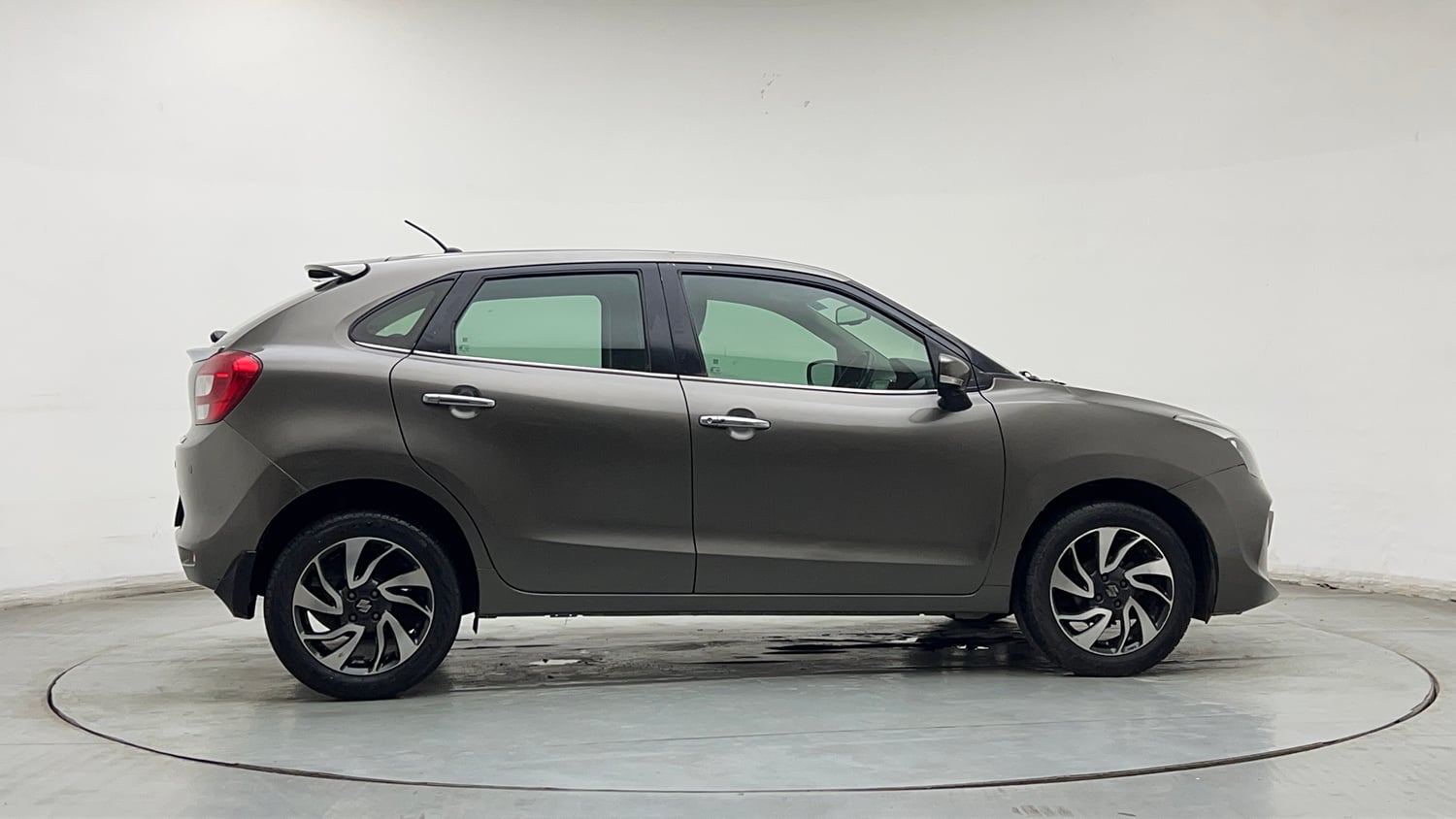 Used 2020 Maruti Suzuki Baleno Alpha Petrol Manual exterior RIGHT SIDE VIEW