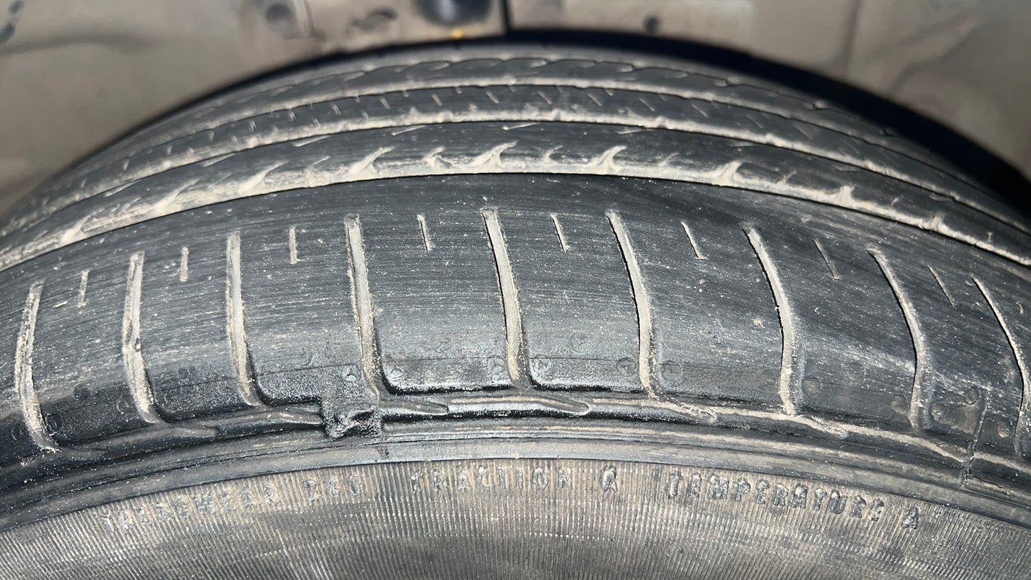 Used 2020 Ford EcoSport Titanium Plus 1.5L Ti-VCT AT Petrol Automatic tyres RIGHT FRONT TYRE TREAD VIEW