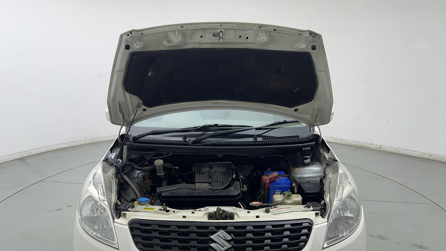 Used 2013 Maruti Suzuki Ertiga Vxi Petrol Manual engine ENGINE & BONNET OPEN FRONT VIEW