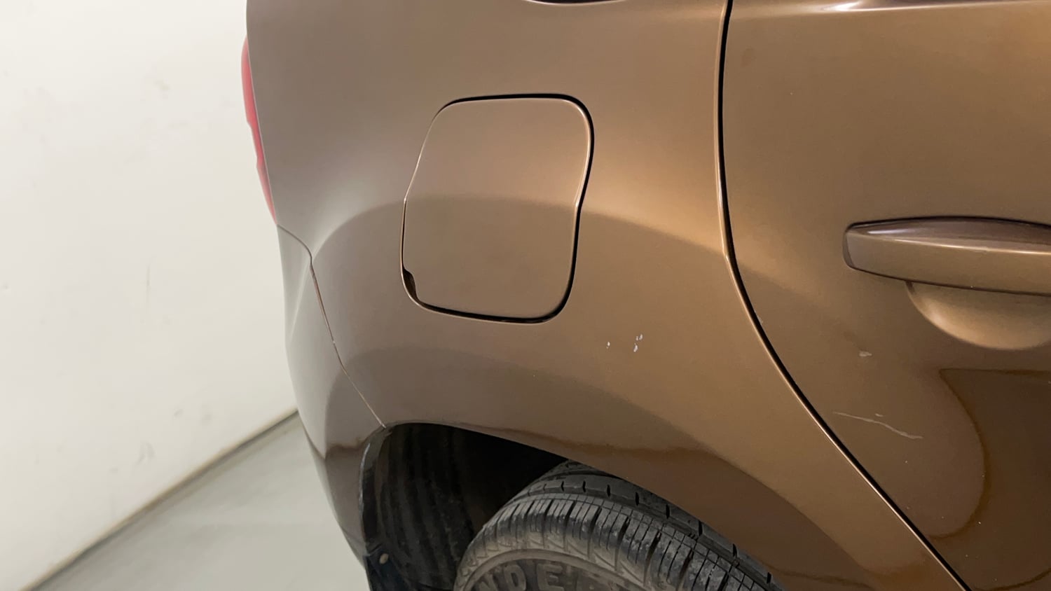 Used 2016 Renault Duster 85 PS RXZ 4X2 MT Diesel Manual dents MINOR SCRATCH