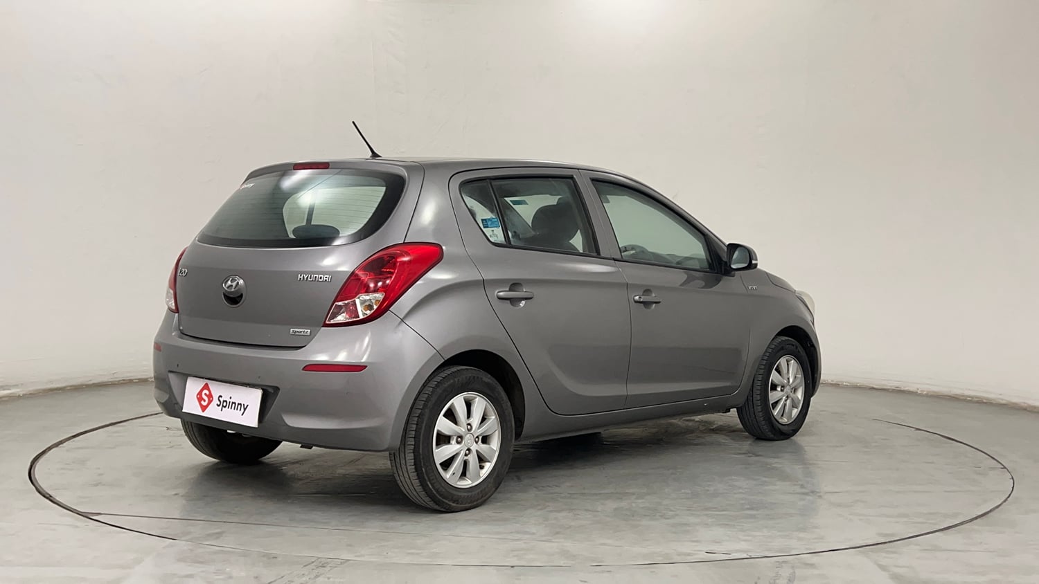 Used 2013 Hyundai i20 Sportz 1.2 Petrol Manual exterior RIGHT REAR CORNER VIEW