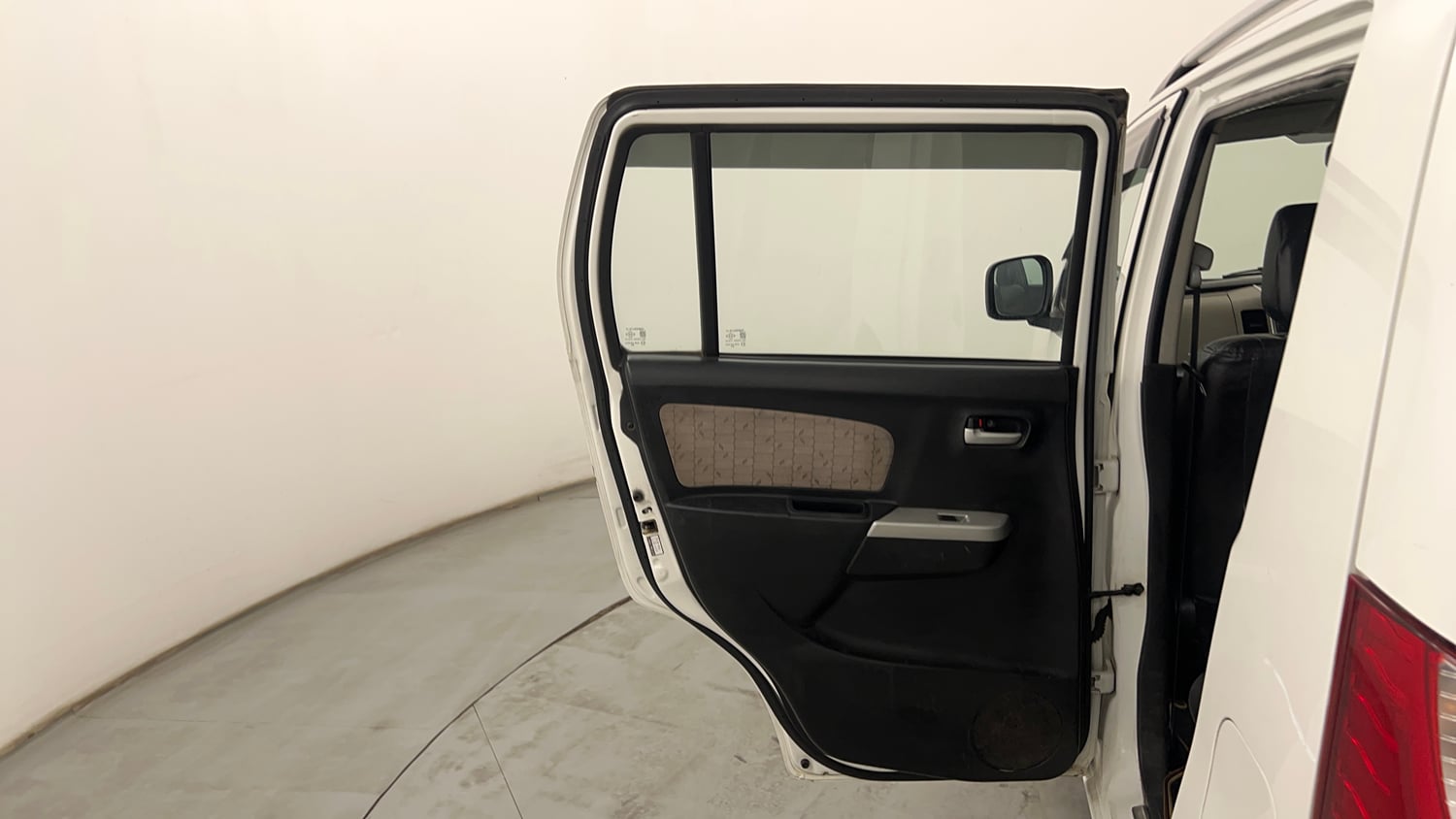 Used 2016 Maruti Suzuki Wagon R 1.0 VXI AMT Petrol Automatic interior LEFT REAR DOOR OPEN VIEW