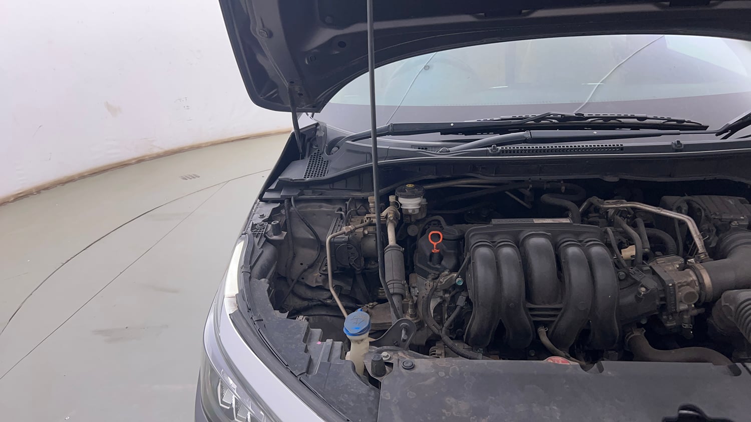 Used 2021 Honda City ZX Petrol Petrol Manual engine ENGINE RIGHT SIDE HINGE & APRON VIEW
