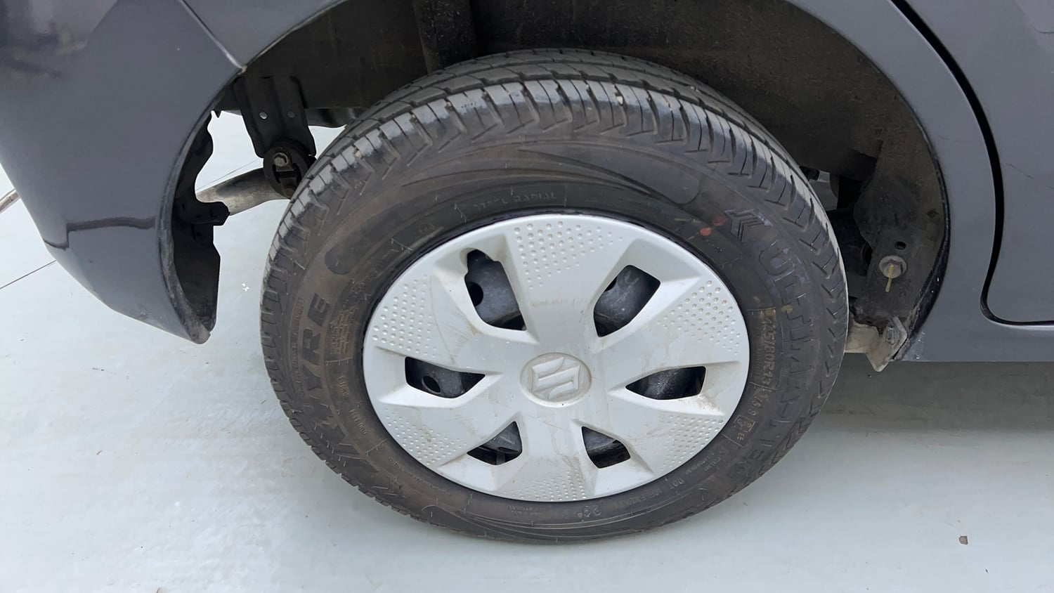 Used 2025 Maruti Suzuki Alto K10 VXi Plus (O) Petrol Manual tyres RIGHT REAR TYRE RIM VIEW