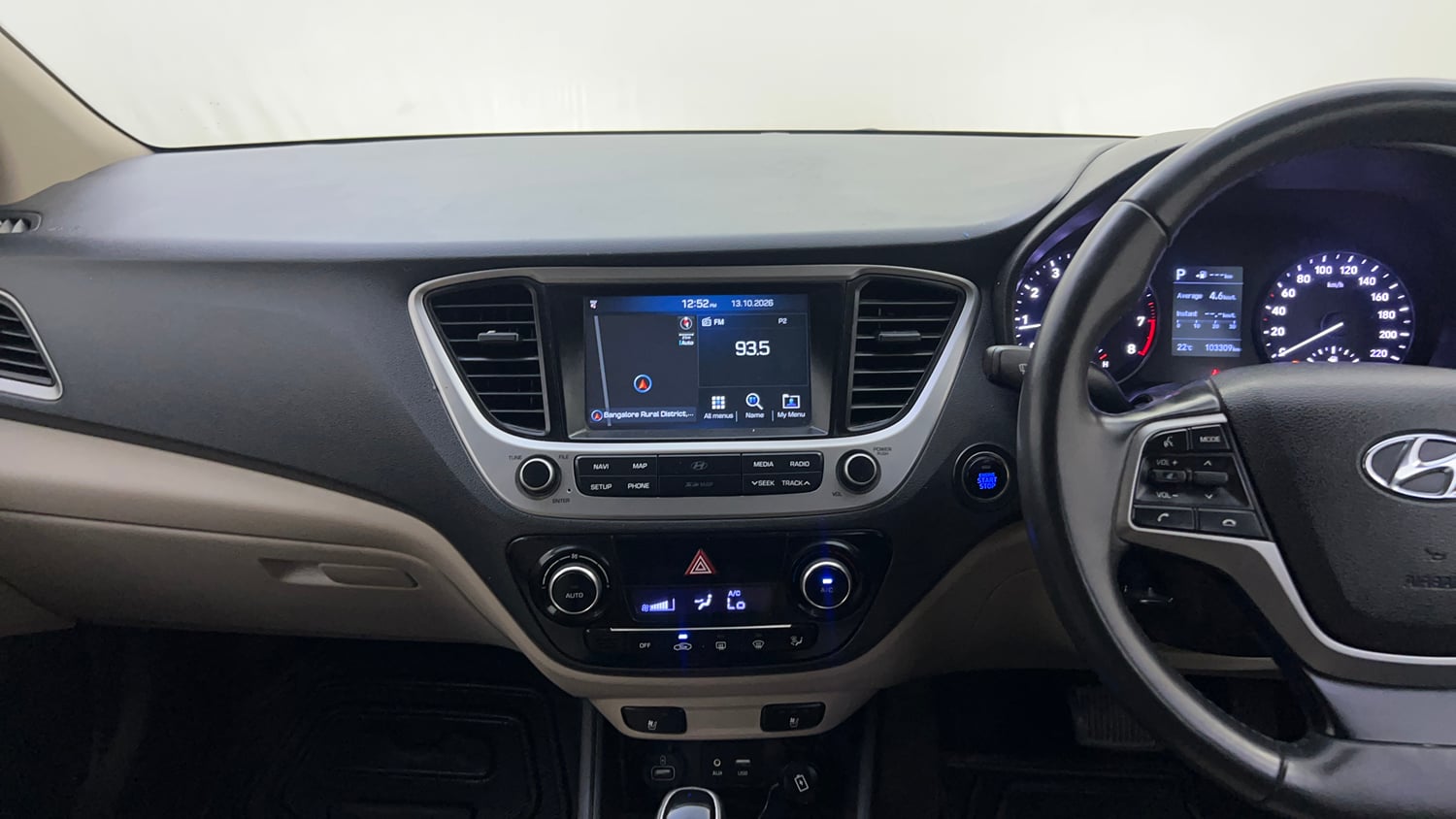 Used 2019 Hyundai Verna SX (O) 1.6 VTVT AT Petrol Automatic interior MUSIC SYSTEM & AC CONTROL VIEW